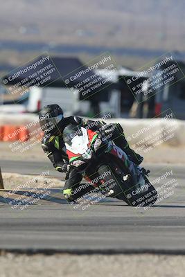 media/Sep-20-2025-Race Pace (Sat) [[d4e1b33f4d]]/Verified/Turn 2 (920am)/
